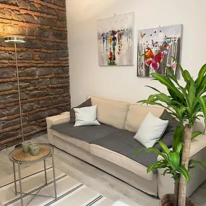  Apartament Alfonzetti-5 Min Walk To Central Train And Bus Station